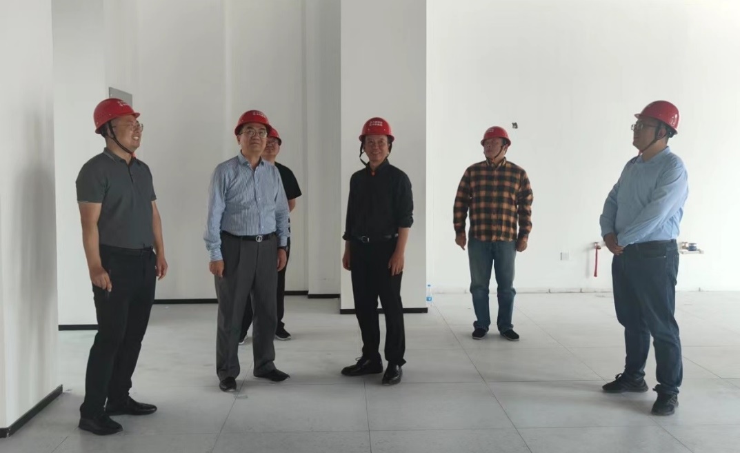 “双节”一直歇，，，，加班促生产